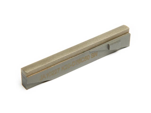 Pierres de rodage selon la spécification FEPA (ici K20 avec D76C50)